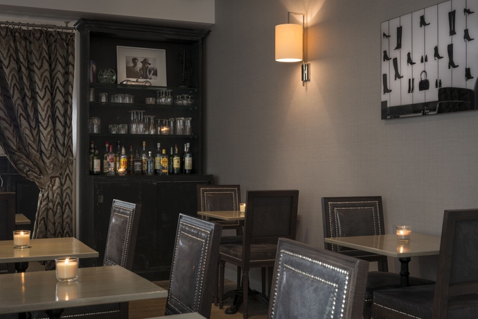 Imagen del bar/restaurante del Hotel Acacias etoile. Foto 6