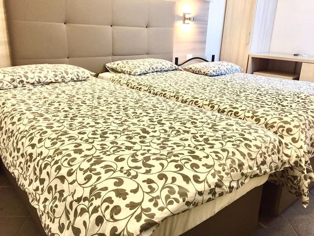 Imagen de la habitación del Hotel Academy, Aeropuerto de Roma-Fiumicino. Foto 12
