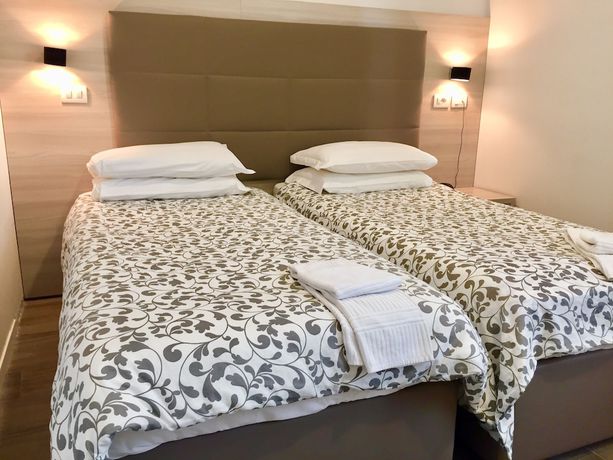 Imagen de la habitación del Hotel Academy, Aeropuerto de Roma-Fiumicino. Foto 16