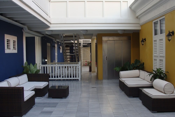 Imagen de los interiores del Hotel Academy Curacao. Foto 19
