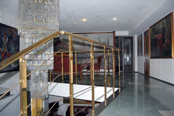 Imagen de los interiores del Hotel Academy, Dnepropetrovsk. Foto 19