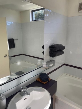 Imagen de la habitación del Hotel Academy Motor Inn. Foto 12