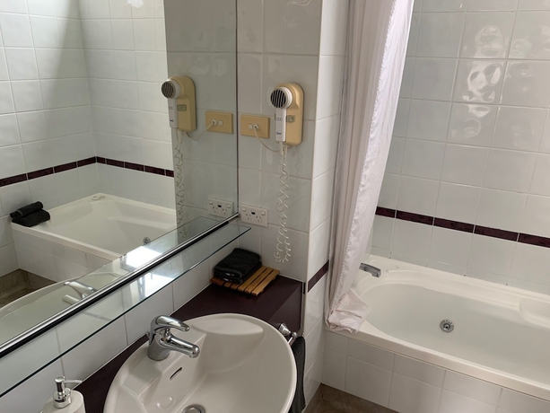 Imagen de la habitación del Hotel Academy Motor Inn. Foto 14