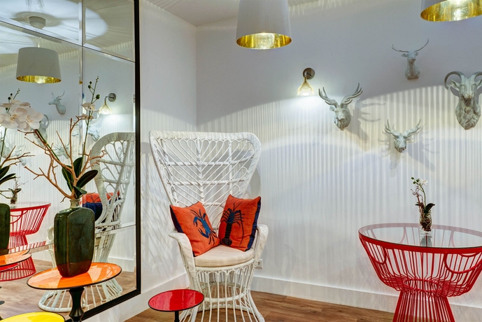 Imagen de los interiores del Hotel Acadia - Astotel. Foto 13