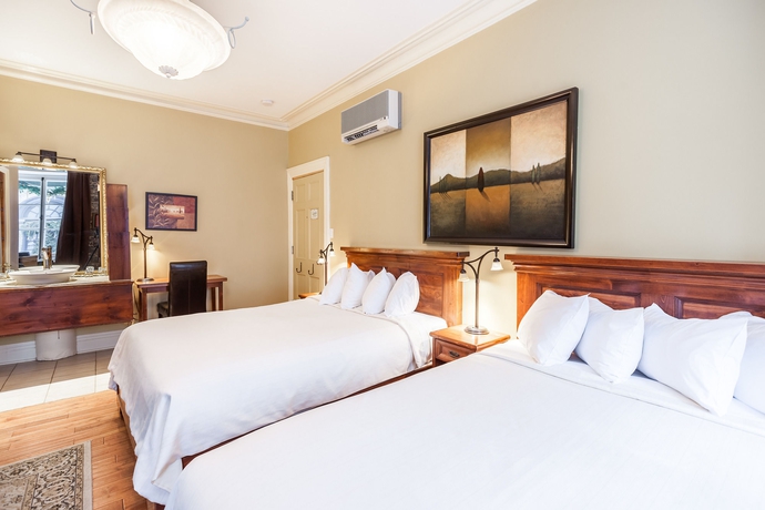 Imagen de la habitación del Hotel Acadia, Quebec City. Foto 2