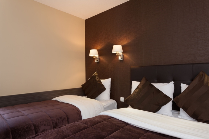 Imagen de la habitación del Hotel Acadie Les Ulis. Foto 10