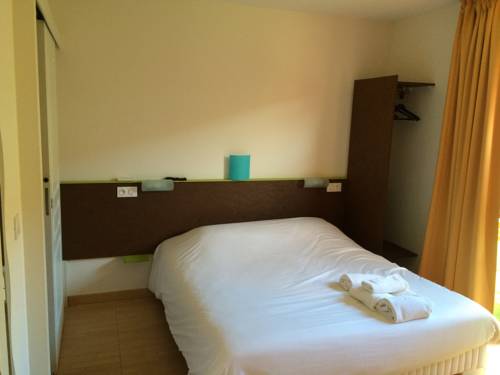 Imagen de la habitación del Hotel Acajou. Foto 15