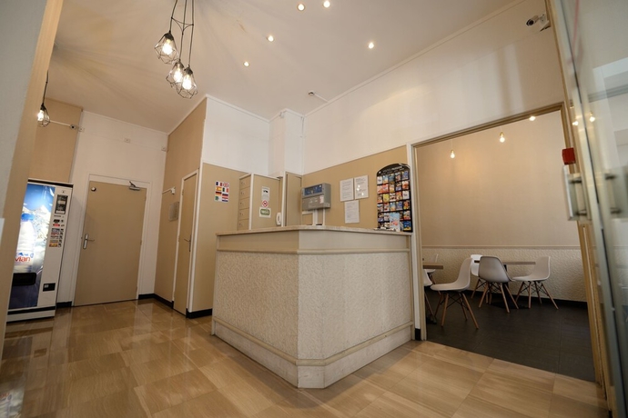 Imagen de los interiores del Hotel Acanthe, Niza. Foto 18