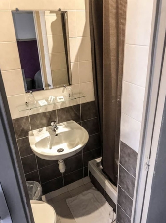 Imagen de la habitación del Hotel Acanthe, Niza. Foto 16