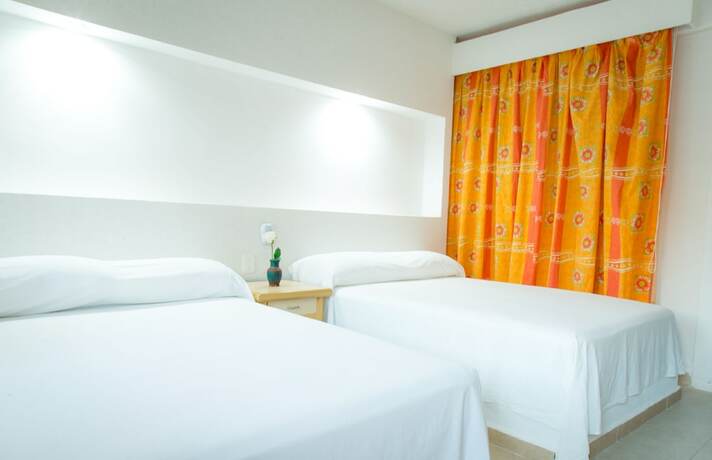 Imagen de la habitación del Hotel Acapulco, Acapulco. Foto 13