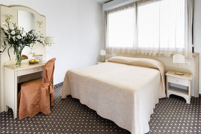 Imagen de la habitación del Hotel Acapulco, Cervia. Foto 10