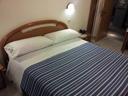 Imagen de la habitación del Hotel Acapulco, Citt&aacute; Studi. Foto 7