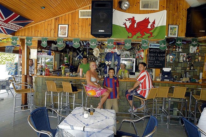 Imagen del bar/restaurante del Hotel Acapulco Marinos Studios and Apartments. Foto 2