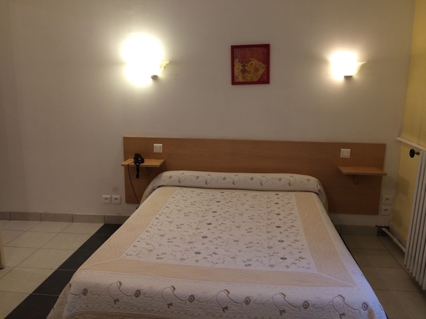 Imagen de la habitación del Hotel Acapulco, Montpellier. Foto 8