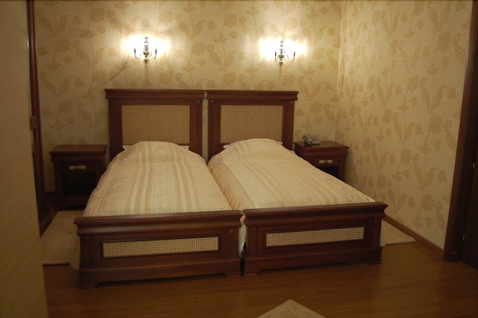 Imagen de la habitación del Hotel Acapulco, PLOIESTI. Foto 7