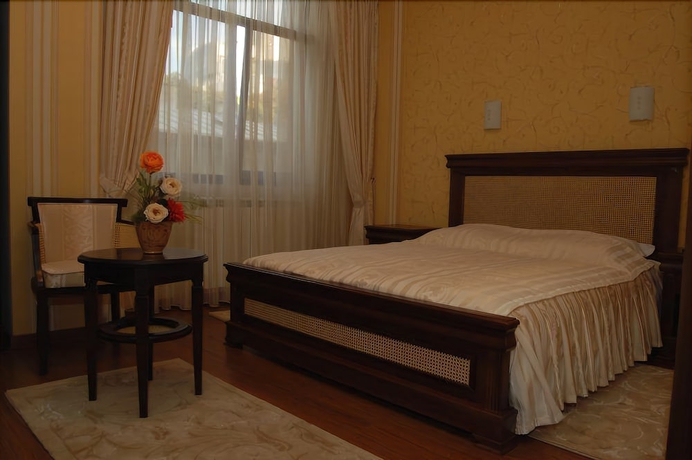 Imagen de la habitación del Hotel Acapulco, PLOIESTI. Foto 10