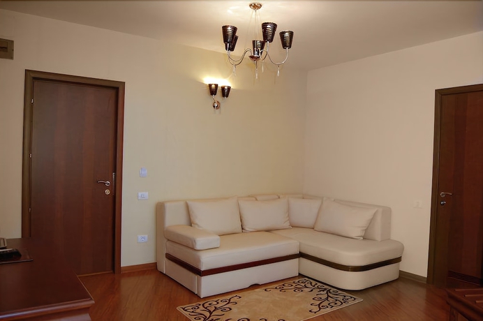 Imagen de la habitación del Hotel Acapulco, PLOIESTI. Foto 15