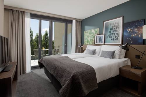 Imagen de la habitación del Hotel Acasa Suites. Foto 12