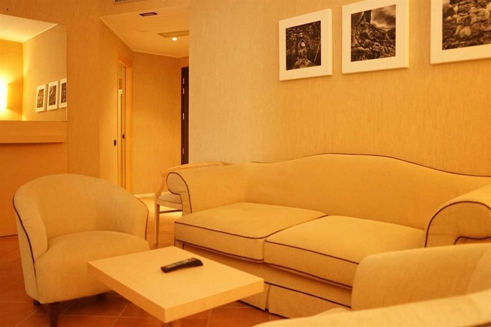 Imagen de la habitación del Hotel Acaya Golf Resort and Spa. Foto 5