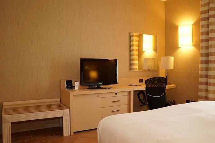 Imagen de la habitación del Hotel Acaya Golf Resort and Spa. Foto 7