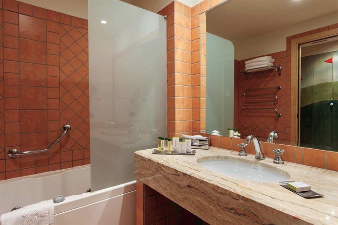 Imagen de la habitación del Hotel Acaya Golf Resort and Spa. Foto 9