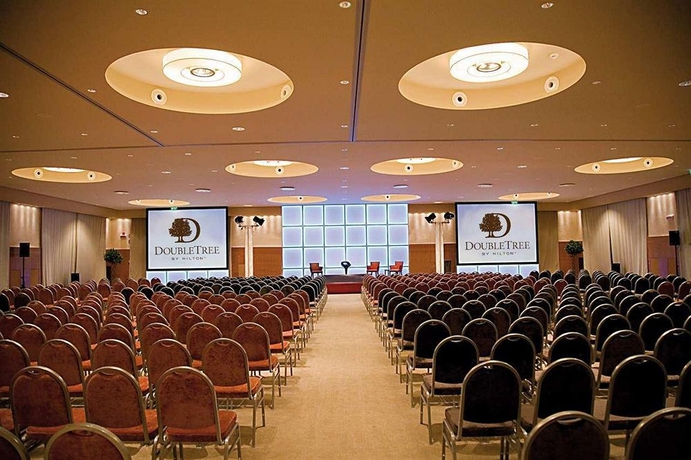 Imagen de los interiores del Hotel Acaya Golf Resort and Spa. Foto 16