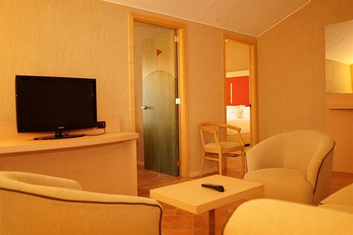 Imagen de la habitación del Hotel Acaya Golf Resort and Spa. Foto 11