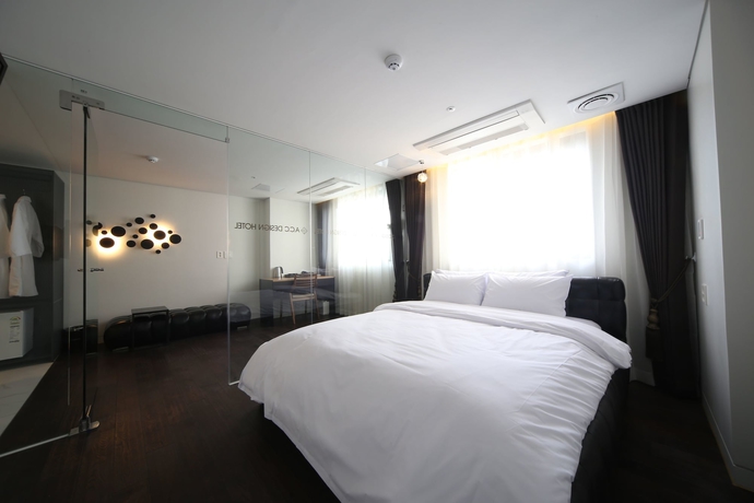 Imagen de la habitación del Hotel Acc Design. Foto 3