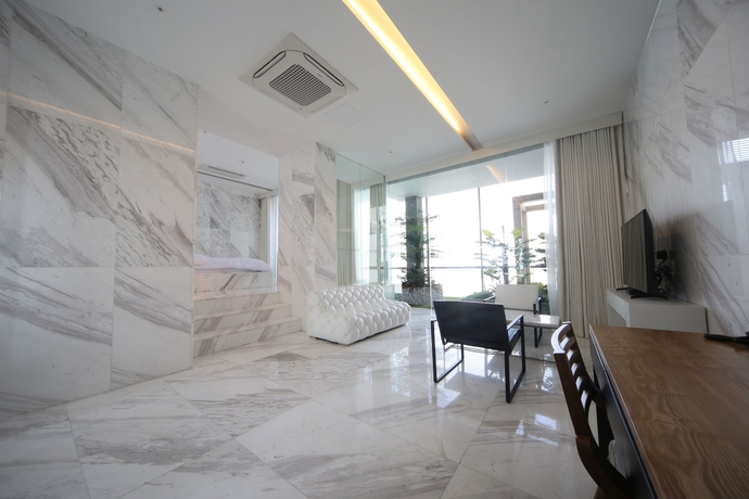 Imagen de la habitación del Hotel Acc Design. Foto 7