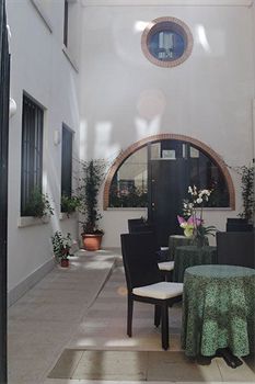 Imagen del bar/restaurante del Hotel Acca. Foto 2