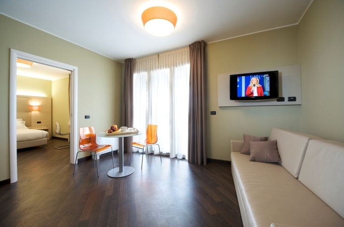 Imagen de la habitación del Hotel Acca Palace. Foto 6