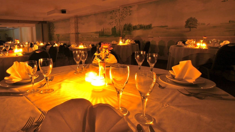 Imagen del bar/restaurante del Hotel Acca Sporting Milano. Foto 5