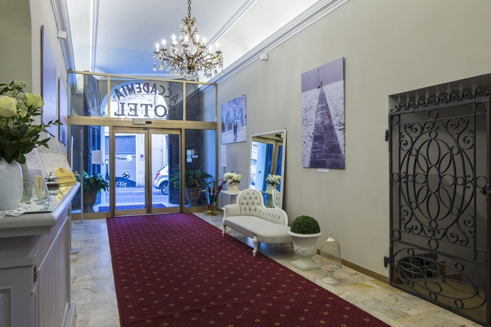 Imagen de los interiores del Hotel Accademia, Bolonia. Foto 14