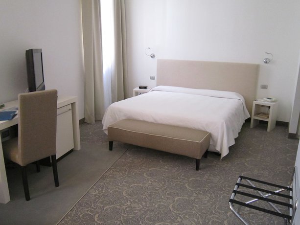 Imagen de la habitación del Hotel Accademia Trento. Foto 5