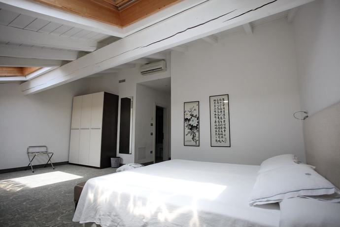 Imagen de la habitación del Hotel Accademia Trento. Foto 10