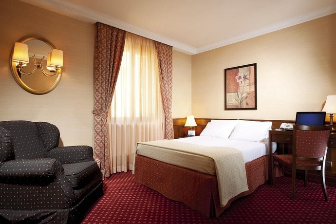 Imagen de la habitación del Hotel Accademia, Verona. Foto 8