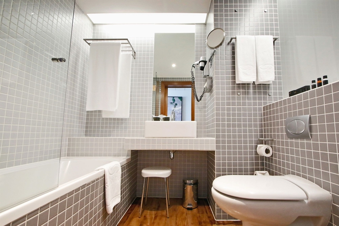 Imagen de la habitación del Hotel Açores Lisboa. Foto 6