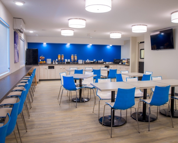 Imagen del bar/restaurante del Hotel Accent Inns Kelowna. Foto 3