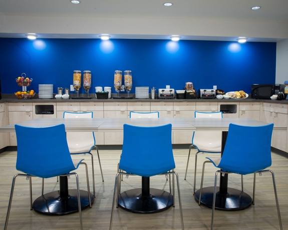 Imagen del bar/restaurante del Hotel Accent Inns Kelowna. Foto 4