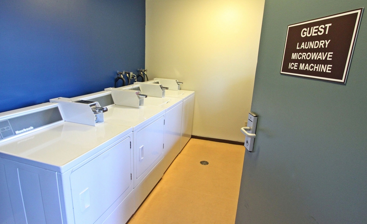 Imagen de los interiores del Hotel Accent Inns Kelowna. Foto 14