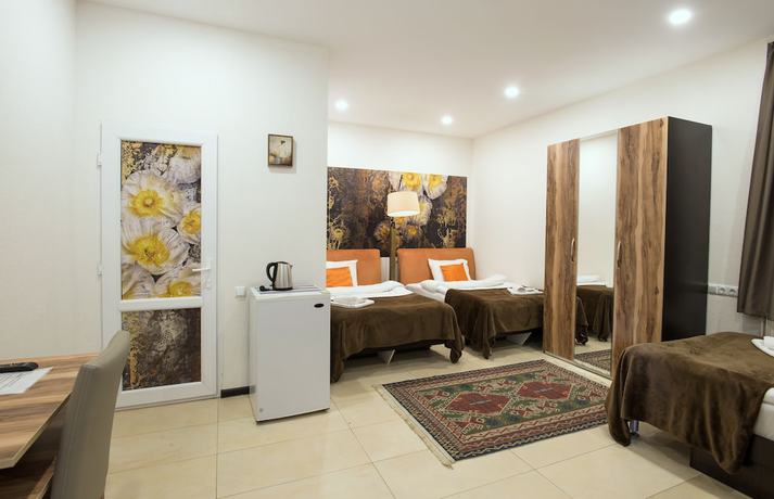 Imagen de la habitación del Hotel Accent, Tbilisi. Foto 4