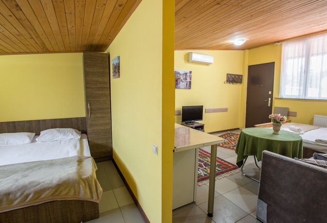 Imagen de la habitación del Hotel Accent, Tbilisi. Foto 7