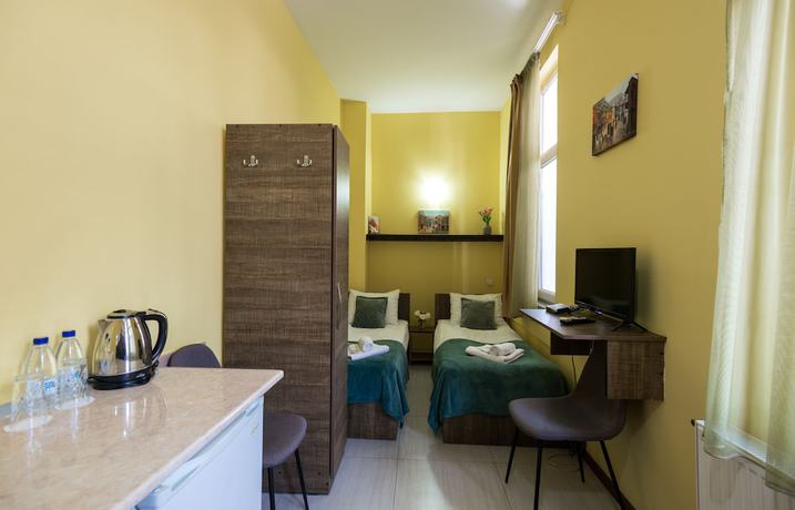 Imagen de la habitación del Hotel Accent, Tbilisi. Foto 11