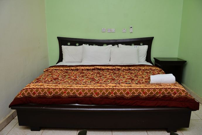 Imagen de la habitación del Hotel Access International. Foto 6