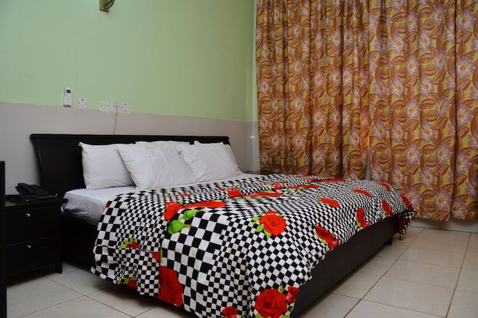 Imagen de la habitación del Hotel Access International. Foto 12