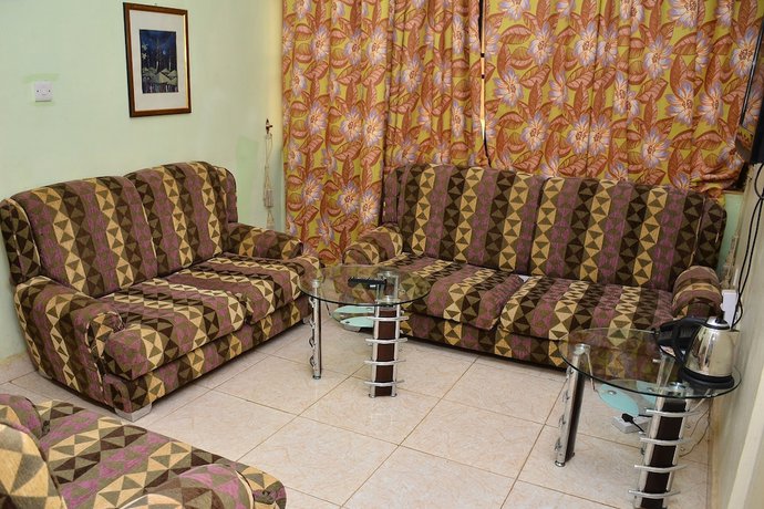 Imagen de la habitación del Hotel Access International. Foto 13