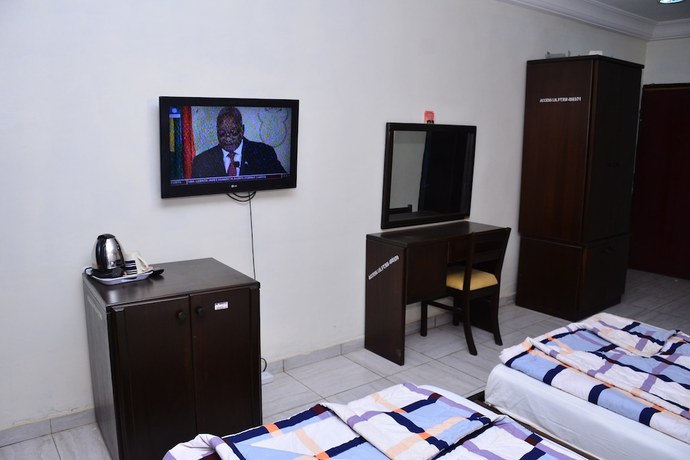 Imagen de la habitación del Hotel Access International. Foto 14