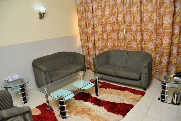 Imagen de la habitación del Hotel Access International. Foto 19