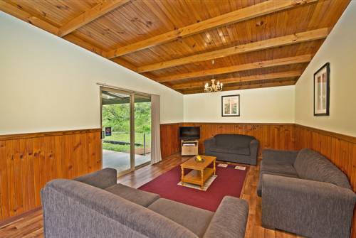 Imagen de la habitación del Hotel Acclaim Pine Grove Holiday Park. Foto 1