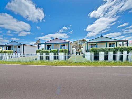 Imagen de la habitación del Hotel Acclaim Rose Gardens Beachside Holiday Park. Foto 4